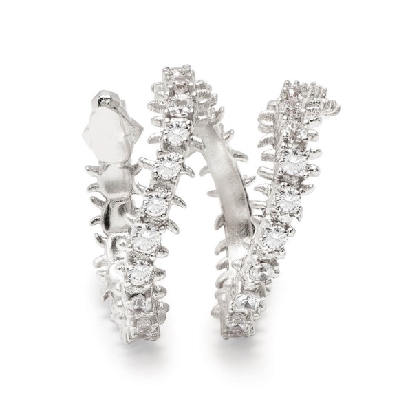 KENDRA SCOTT • Silver Beck Wrap Ring - Picture 3 of 8